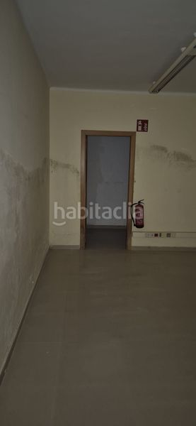 Foto fa0ed7e0-2829-4818-bafa-b3582e62b460. Local comercial a Centre Castelldefels