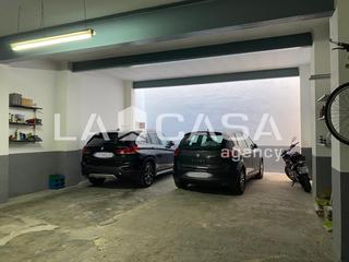 Business premise in Centre. Local comercial en venta