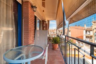 Dachwohnung in Centre. La casa agency vende en exclusivaoportunidad de inversión en el
