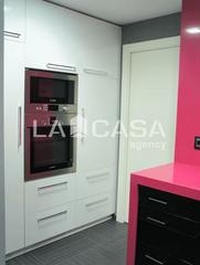 Appartamento in Llefià. La casa agency presenta en exclusivapiso reformado, luminoso y c