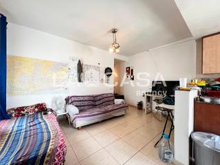 Appartement  Carrer de la circumval-lació. Vivienda ubicada en el barrio de la salut, badalona