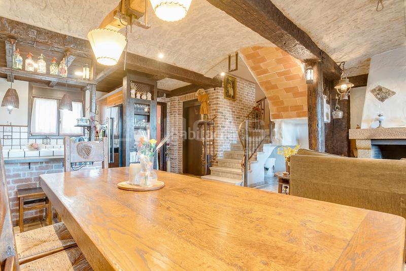 Foto 04cf1770-eefd-490b-8883-743f99d23940. Haus mit heizung parking in Font Verda Granollers