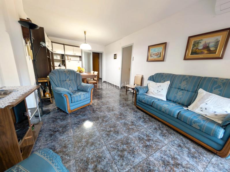 Foto 1a880993-4c42-402b-ae00-ff66ddcacfd1. Piso  exterior con terraza y vistas al parque 3 habitaciones dobles, patio privativo y excelente distribución en Pineda de Mar