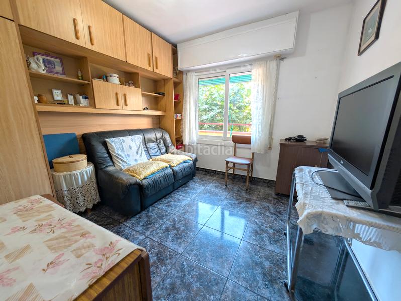 Foto a19018e2-34f2-497e-bfaf-ae24c9f30c5f. Piso  exterior con terraza y vistas al parque 3 habitaciones dobles, patio privativo y excelente distribución en Pineda de Mar
