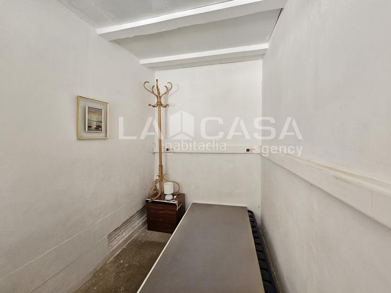 Foto 0ef0b9ce-e4cf-4ef1-9d1b-4eaa17a166e9. Geschäftsraum in Porta Barcelona