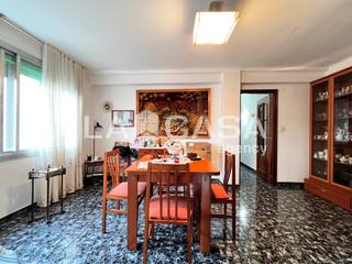 Piso en Llefià. Amplitud, luz y ubicación! piso todo exterior con balcón y ascen