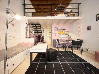 Duplex à El Poble Sec - Parc de Montjuïc. Dúplex tipo loft en finca modernista rehabilitada  poble sec