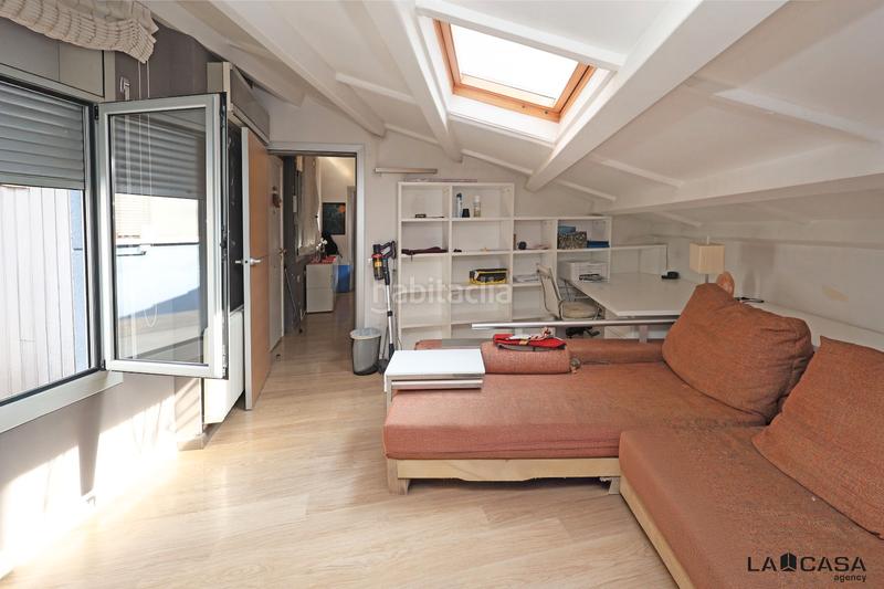 Foto 41a347e4-ea7b-4c7c-85ae-be1904ea97c9. Piso ático con terraza privada en finca seminueva con ascensor 75 m 12 m de terraza en Barcelona