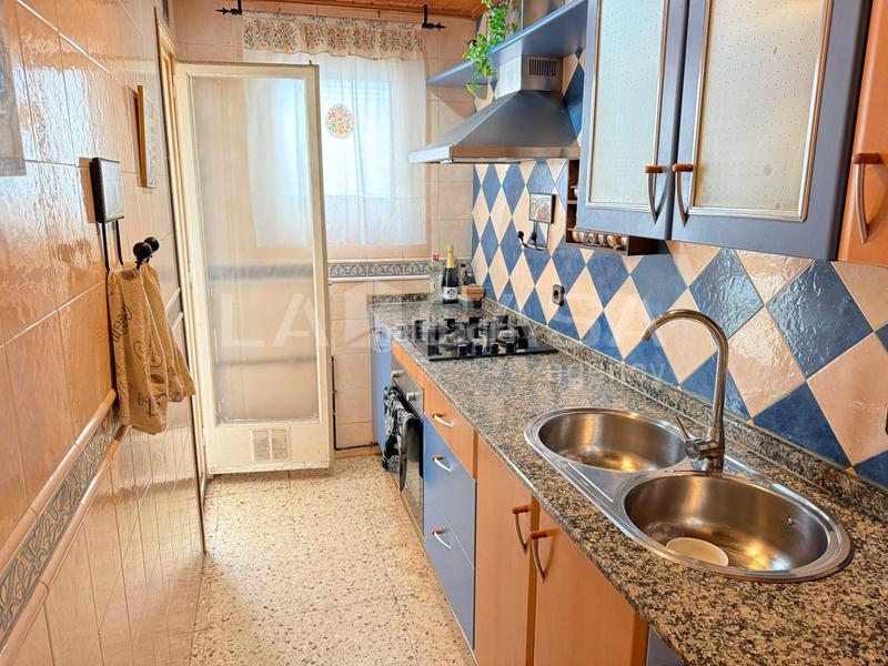 Foto ac2a5b18-f64b-46c0-92bd-cfbc563d263f. Piso  en venta en el corazón 78 m con balcón y ascensor en Granollers