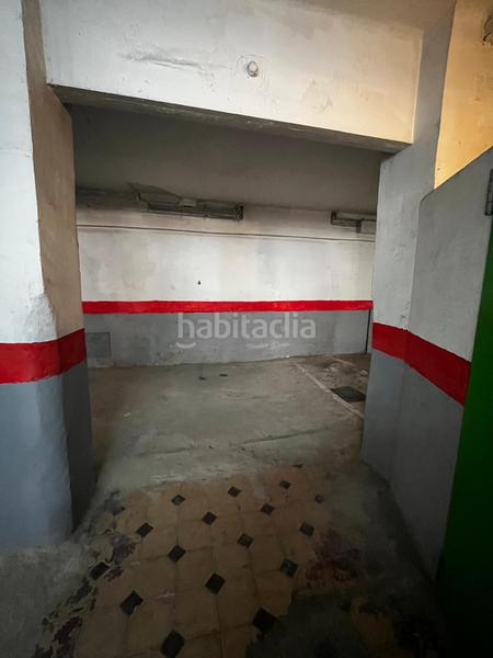 Foto 04f52caa-7411-4f14-a770-ff070c3e8137. Posto auto in Llefià Badalona