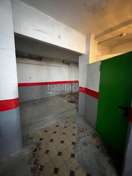 Foto 24f466c3-81a5-4110-8f5b-e09746989a36. Posto auto in Llefià Badalona