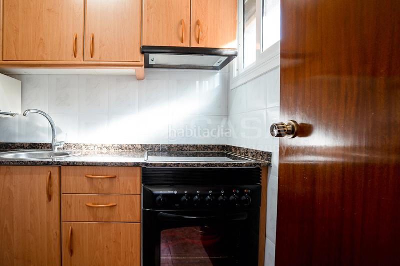 Foto a9aef711-5fd3-424f-9264-2e79b2700c02. Appartamento in La Verneda - La Pau Barcelona