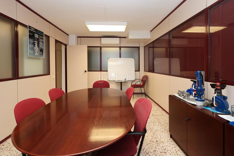 Foto bfe3a252-54c3-47c7-9f9d-602fbe22b0a5. Piso entresuelo diáfano y luminoso con patio privado Santa Eulàlia, lhospitalet de llobregat en Hospitalet de Llobregat (L´)