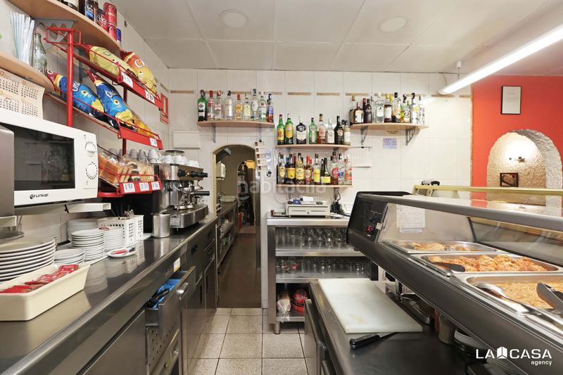 Foto 7f195c51-1338-4976-934c-3575724c3701. Local comercial a El Poble Sec - Parc de Montjuïc Barcelona