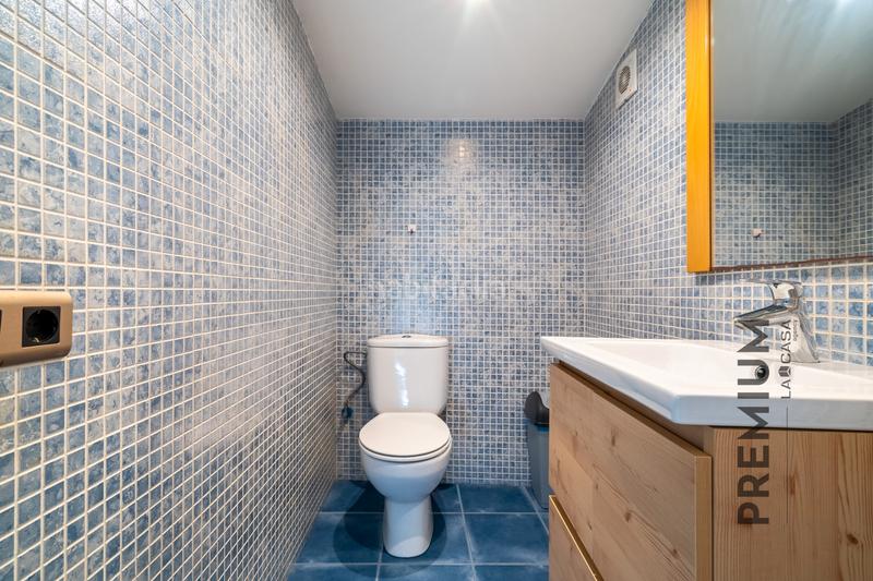 Foto 54172a8b-5e62-4484-b1e4-c6bbb078799c. Maison avec chauffage parking piscine dans Begues