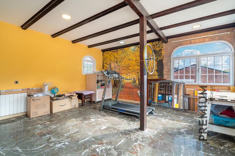 Foto fd4c0315-122c-48f5-9092-156a526c46c2. Maison avec chauffage parking piscine dans Begues