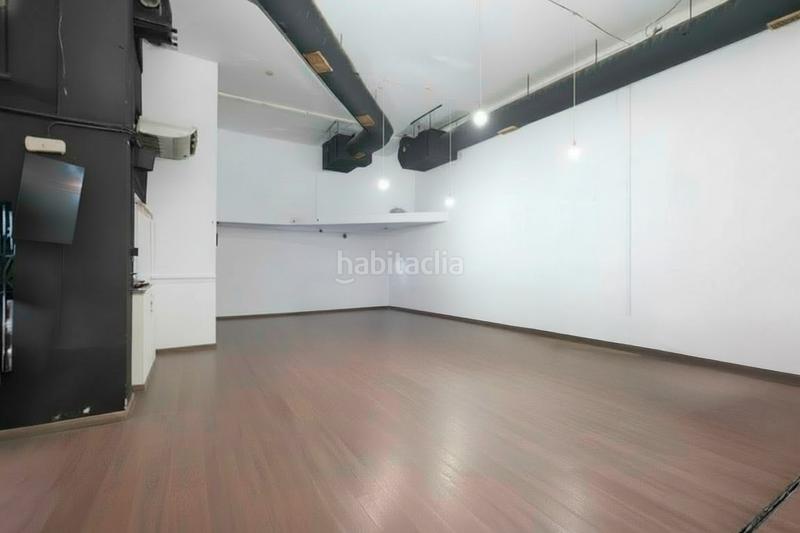 Foto 536b0ff7-6ac5-42fe-a681-dc9bfe001378. Locale commerciale in Santa Eulàlia Hospitalet de Llobregat (L´)