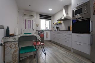 Rez-de-chaussée à Vista Alegre. Planta baja reformada en castelldefels  lista para entrar a vivi