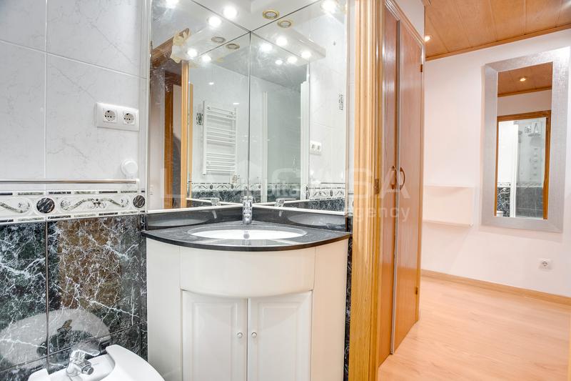 Foto 58b0d233-269e-496c-aa36-64e89a8d1fbe. Flat in La Verneda - La Pau Barcelona