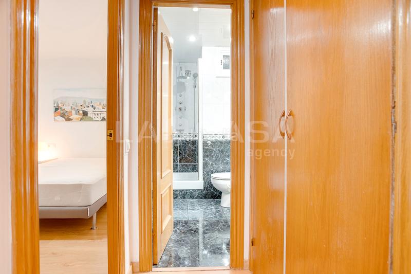 Foto ddd7f7cc-7cea-4302-a69c-7060cffe59b0. Flat in La Verneda - La Pau Barcelona