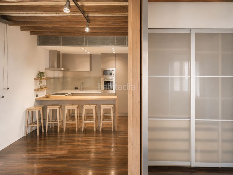Foto c6139232-f7b3-4814-889c-159bb7bd7781. Loft a Raval Barcelona