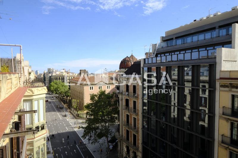 Foto d3ddde36-f9c6-41b0-9529-e434a7d99495. Pis amb calefacció a Dreta de l´Eixample Barcelona