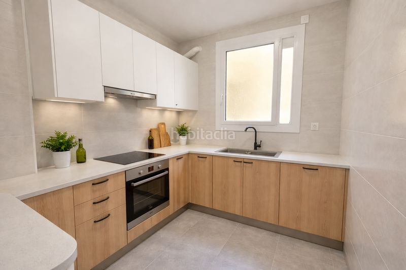 Foto aa2fb440-7cc8-4855-b6bf-ef13205045b6. Pis a Poblenou Barcelona