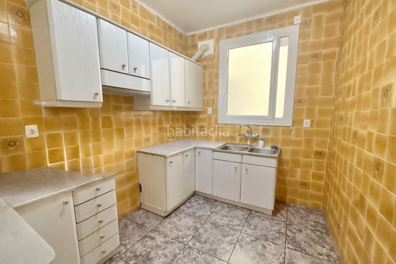 Foto f5e77fb3-8ed9-4e89-b1f5-a949360106b0. Pis a Poblenou Barcelona