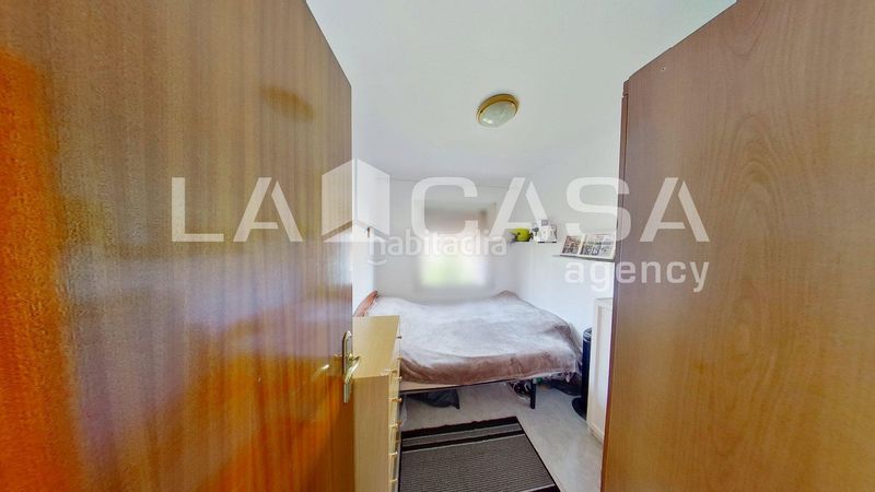 Foto fa0f84da-af31-4caa-9125-ce948f2e9ca6. Pis a La Verneda - La Pau Barcelona