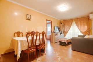 Pis a La Verneda. Espectacular piso vpo listo para entrar a vivir en sant adrià de