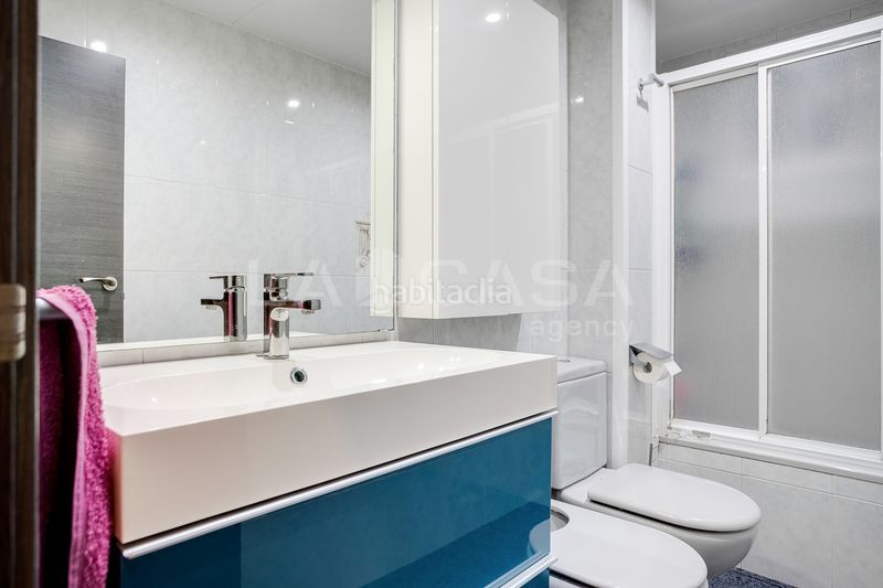 Foto dde28dce-3e4b-4ec8-a700-c212c33afc89. Pis amb calefacció a Provençals del Poblenou Barcelona