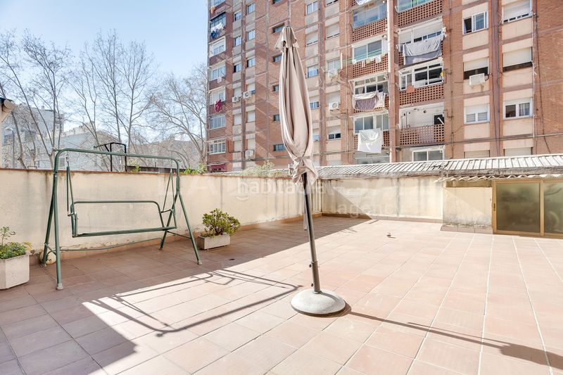 Foto 68ce9b43-9d5a-4c14-a502-a29a10594fd2. Pis a Provençals del Poblenou Barcelona