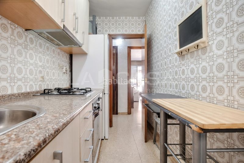 Foto ca28274a-2762-4790-90a5-fbaca62422b8. Pis a Provençals del Poblenou Barcelona