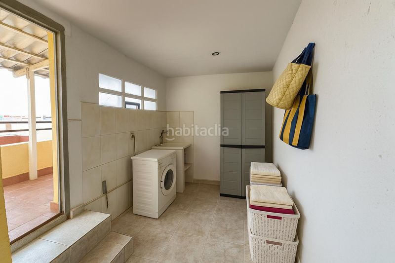Foto 30974b86-1d22-469a-9a9e-b173bf6a6f3d. Casa a El Pedró Cornellà de Llobregat