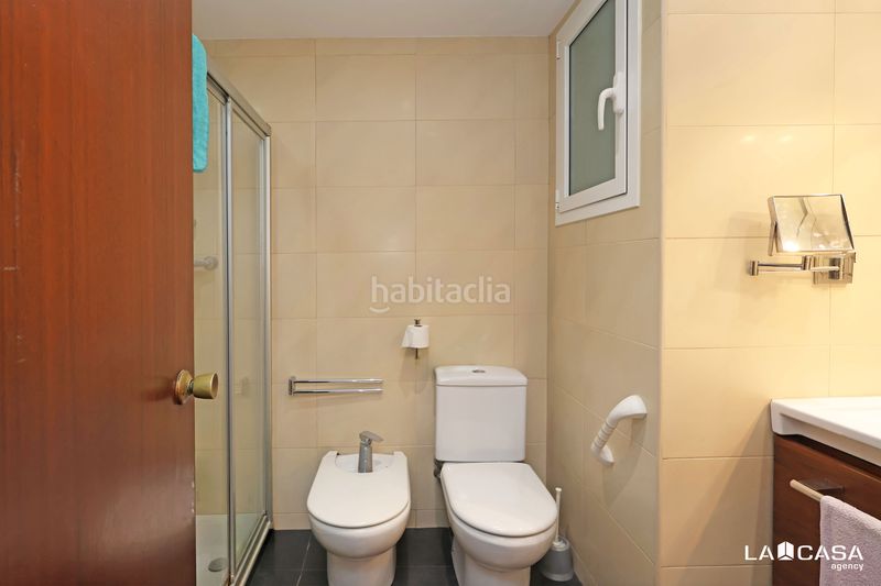 Foto 62920d00-640a-4ca7-8f9d-bdd1d3919fe8. Pis amb calefacció a Fort Pienc Barcelona