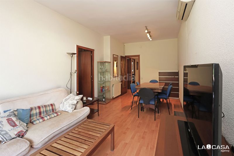 Foto f1684424-71c3-4ed5-af27-429c92bb12d2. Pis amb calefacció a Fort Pienc Barcelona