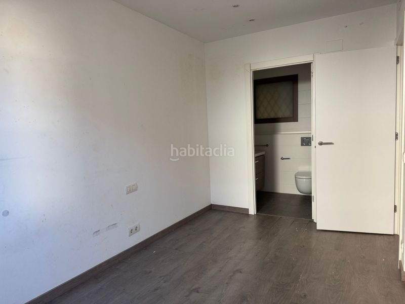 Foto 4309655a-4ae3-4b8f-9041-c12f129ca6e9. Pis a Sant Antoni Barcelona