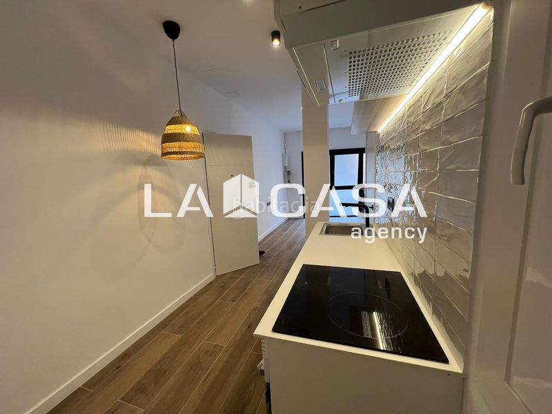 Foto b1b536ff-eb49-42df-a06b-4e608d0c33e5. Pis a Porta Barcelona