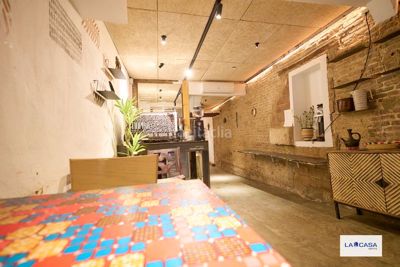 Foto d8b09b09-c29f-4421-bb12-260c143c98ee. Local comercial a St. Pere - Sta. Caterina - El Born Barcelona