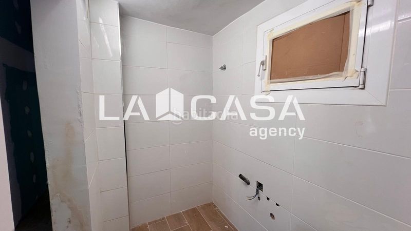 Foto bf010c8e-6960-47ad-8f5d-335c1801108f. Local comercial a Prosperitat Barcelona