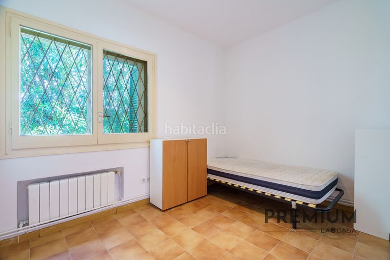 Foto aef5fb9b-b1d3-471f-ba88-08be6dc0b5fc. Casa amb aparcament a Granvía-Mar Castelldefels