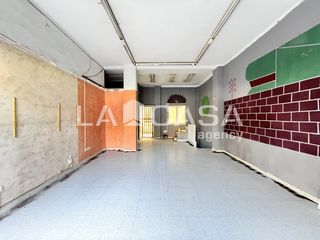 Geschäftsraum in Gorg. Oportunidad en la zona  local comercial con terraza y gran sótan