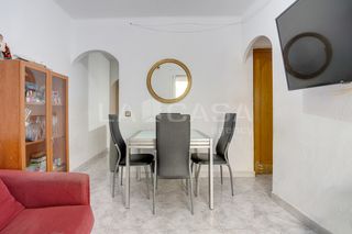 Appartement à Pubilla Cases. Piso de 3 habitaciones con balcón en pubilla cases  alquilado