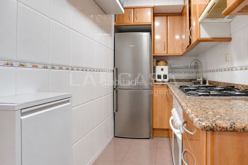 Foto fc310123-ca09-4784-9f87-5fce20c0bc83. Pis amb calefacció a Sant Ildefons Cornellà de Llobregat