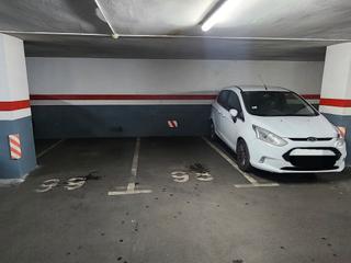 Aparcament cotxe  Carrer de provença. Oportunidad para inversores 3 plazas de parking