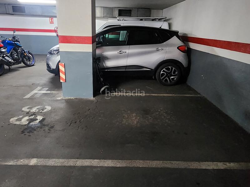 Foto 718aa5e9-1fe9-4901-959a-f1fef7c2b45b. Autoparkplatz in La Nova Esquerra de l´Eixample Barcelona