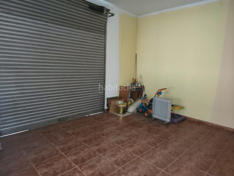 Foto 4e1ab7f8-3b79-49be-9474-7b63e4d6379f. Local comercial local a pie de calle muy liminoso en Sant Joan Despí