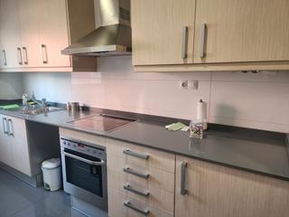 Piso en La Gavarra. Ideal para parejas