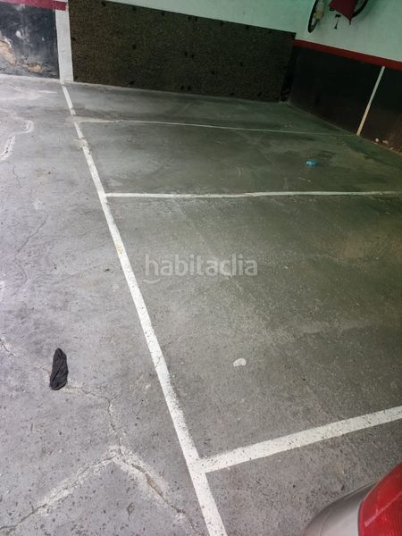 Foto ca555f11-d531-4393-9195-edb696c220cf. Pis amb calefacció aparcament a El Pedró Cornellà de Llobregat