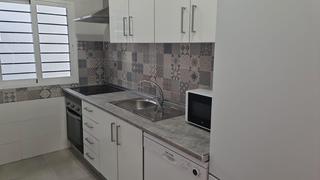 Lloguer Casa aparellada a Los Dolores. Planta baja para estudiantes